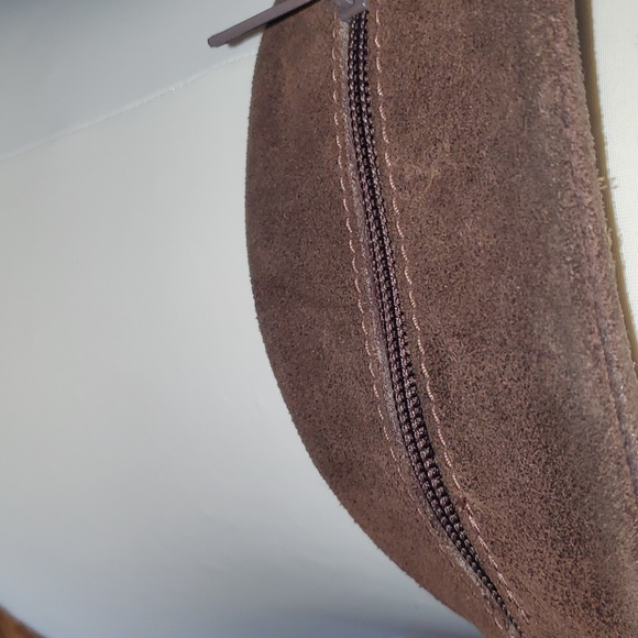 Soft Leather cross body backpack - Picture 8 of 11